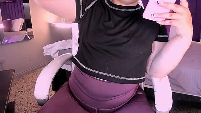 Miss Francheska online show from 03-04-26, 12:24