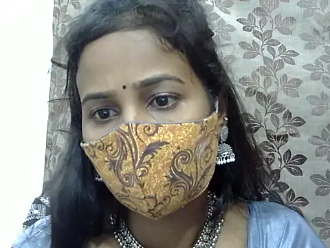 Snapshot of Hott_Noor chatting on 09-18-25, 03:04 Hott Noor online show from 09-18-25, 03:04