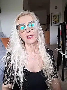  sexyBLONDE46  online show from 03-18-26, 09:56