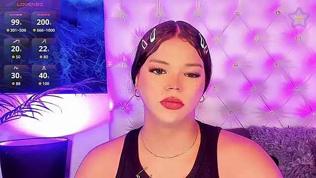 Valeria Swett  online show from 07-09-26, 08:19