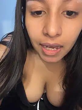 Snapshot of _Chloe_Smith chatting on 11-05-25, 02:58 Chloe Smith online show from 11-05-25, 02:58