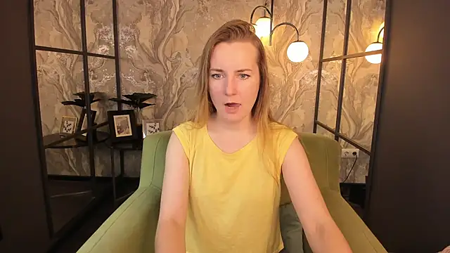 MeggySun online show from 11-03-25, 01:04