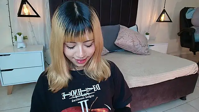 IvyBelle  online show from 10-06-25, 11:44