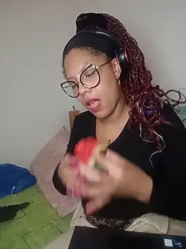 gigi1326 online show from 11-14-25, 02:48
