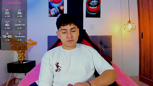 Nicolas James Sc online show from 11-20-25, 01:45