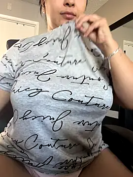 latina curvy22 online show from 11-23-25, 11:15