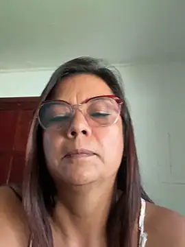 YadiraOrozco online show from 11-24-25, 08:20