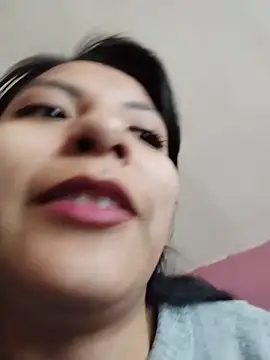 Snapshot of Regina_Shine chatting on 06-02-26, 06:41 Regina Shine online show from 06-02-26, 06:41