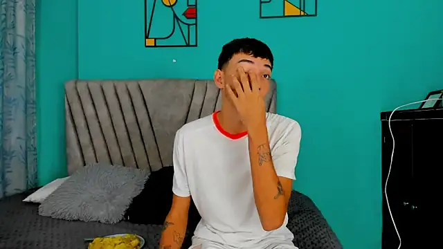 Maikol Ortiz online show from 04-02-26, 12:34