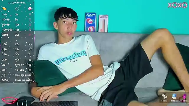 Maikol Ortiz online show from 10-12-25, 12:39