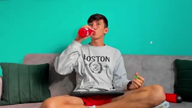 Maikol Ortiz online show from 02-04-26, 12:33