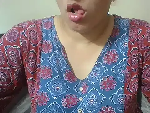 Snapshot of rekha_09 chatting on 09-15-25, 07:31 rekha 09 online show from 09-15-25, 07:31