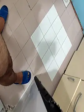 Snapshot of sert_erkekk chatting on 12-14-25, 09:42 sert erkekk online show from 12-14-25, 09:42