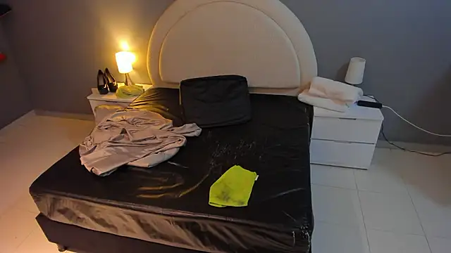 emilytowzen online show from 03-08-26, 02:04