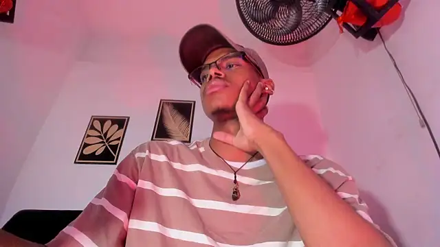 criss zuri online show from 05-20-26, 12:13