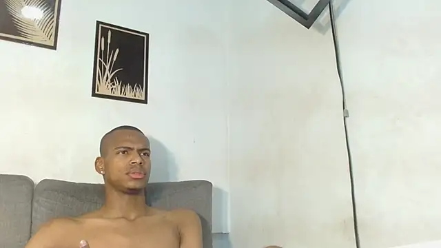 criss zuri online show from 10-10-25, 11:55