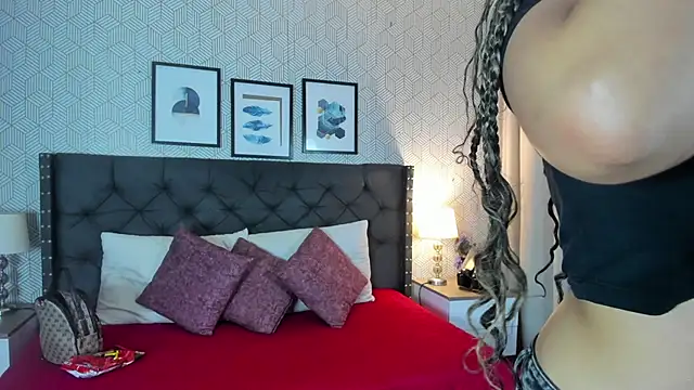 sophie  blare online show from 07-21-26, 07:04