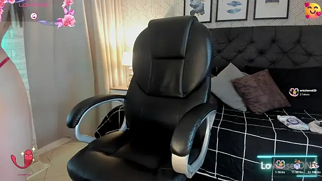 sophie  blare online show from 11-26-25, 07:14