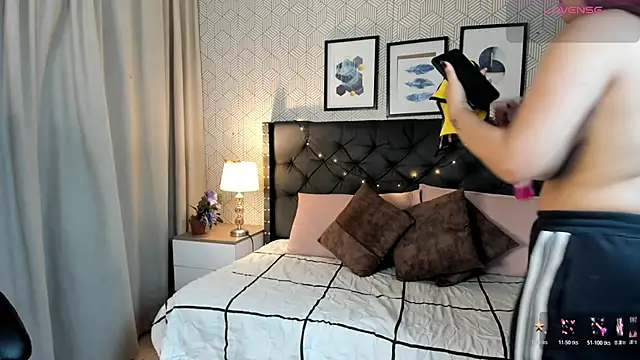 sophie  blare online show from 03-22-26, 07:15