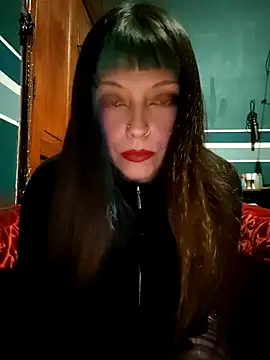 Snapshot of VoidKitten chatting on 05-13-26, 10:39 VoidKitten online show from 05-13-26, 10:39