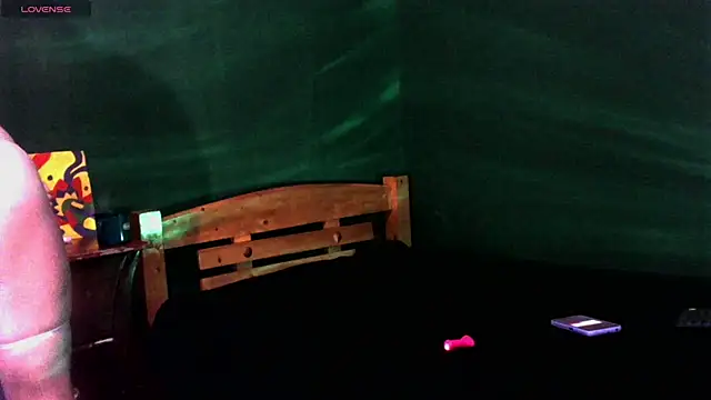 Snapshot of TentacionD chatting on 09-12-25, 10:53 TentacionD online show from 09-12-25, 10:53