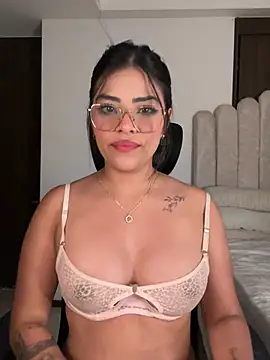 Sara-Evans online show from 03-26-26, 02:43