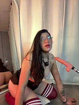 Snapshot of kaylii_purple chatting on 09-12-25, 06:02 kaylii purple online show from 09-12-25, 06:02