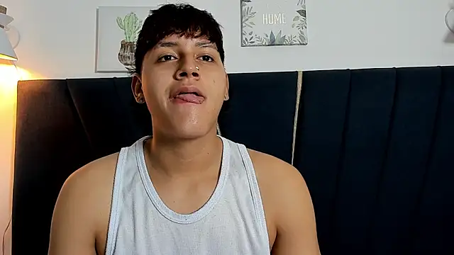 zeusapollofuck online show from 11-14-25, 02:15
