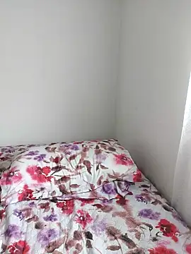 KIMGREY   online show from 09-20-25, 03:17