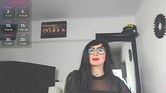 Vicky hotmilf online show from 02-19-26, 10:56