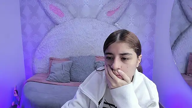 Gaby louse online show from 06-04-26, 07:18
