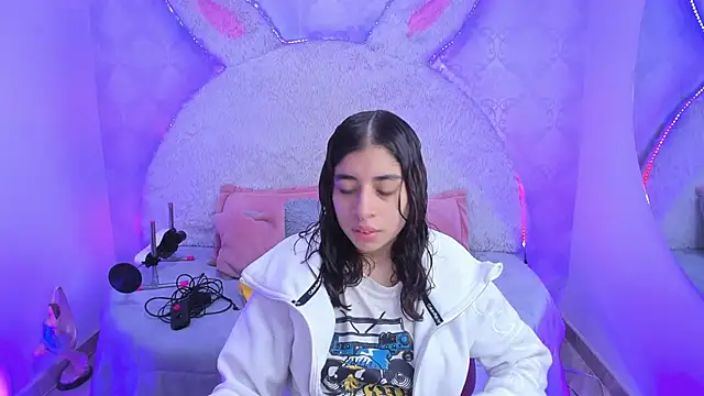 Gaby louse online show from 03-18-26, 07:15