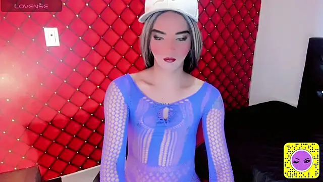 MIA HOT23CM S7S online show from 10-01-25, 08:24