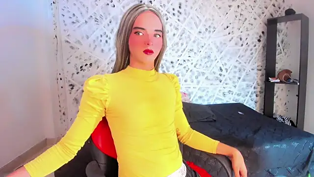 MIA HOT23CM S7S online show from 10-09-25, 07:03