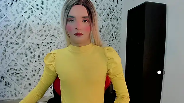 MIA HOT23CM S7S online show from 10-31-25, 11:40