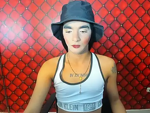 MIA HOT23CM S7S online show from 09-23-25, 12:34