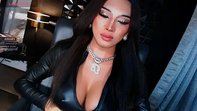 xUrGoddess Bellax online show from 10-05-25, 03:41