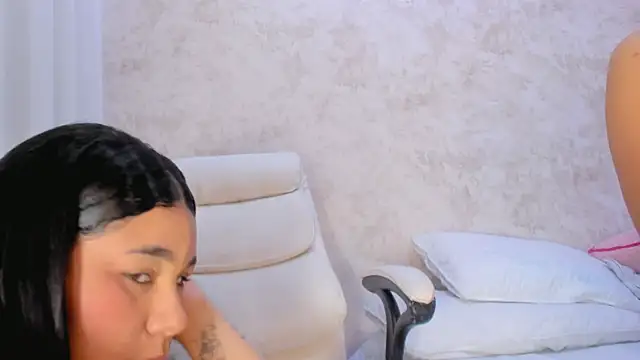 Mia and lexy online show from 03-23-26, 02:44