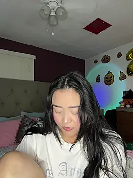 MyHoneyFrida online show from 11-07-25, 03:00