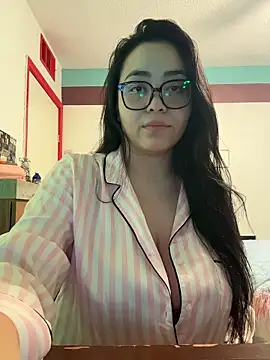 MyHoneyFrida online show from 02-24-26, 05:19