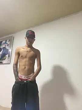 spicyboysvenezuelan online show from 09-27-25, 09:04