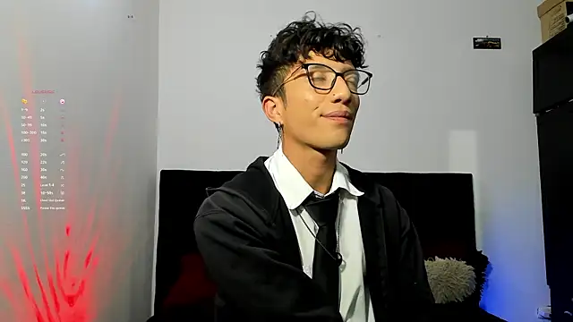 mhatias  online show from 01-10-26, 02:29