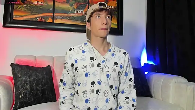 mhatias  online show from 04-18-26, 05:21