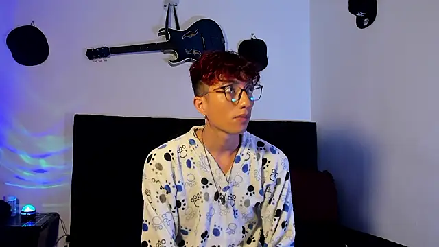 mhatias  online show from 02-17-26, 04:10