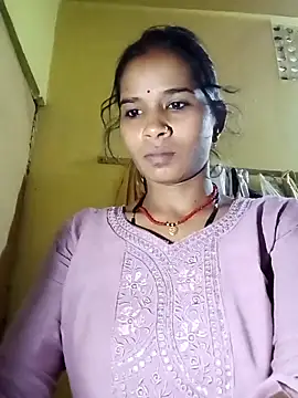 Snapshot of Jaya_Iyer chatting on 10-06-25, 11:33 Jaya Iyer online show from 10-06-25, 11:33