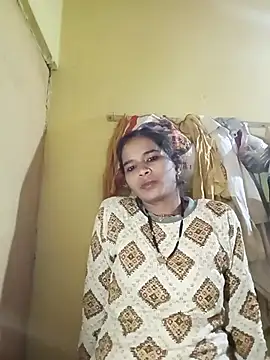 Snapshot of Jaya_Iyer chatting on 10-17-25, 03:25 Jaya Iyer online show from 10-17-25, 03:25