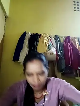 Snapshot of Jaya_Iyer chatting on 09-16-25, 12:33 Jaya Iyer online show from 09-16-25, 12:33