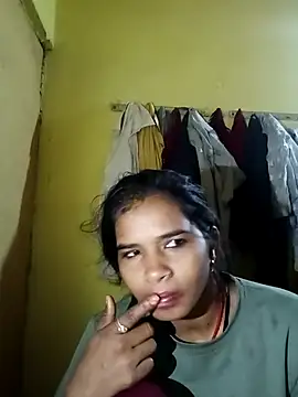 Snapshot of Jaya_Iyer chatting on 10-13-25, 11:27 Jaya Iyer online show from 10-13-25, 11:27
