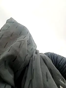 Jivika Jaiswal online show from 09-28-25, 01:56