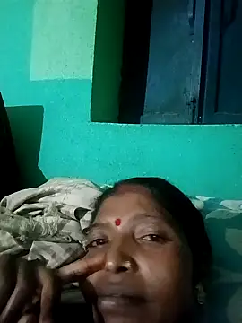 Jivika Jaiswal online show from 10-15-25, 02:14